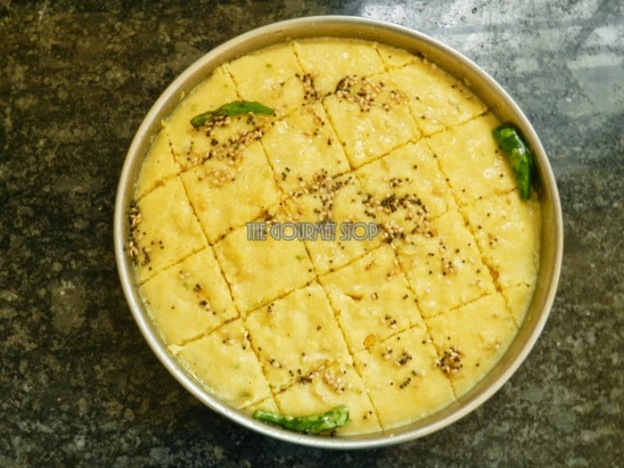 Chana Dal Khaman Recipe: An Authentic Gujarati Snack!